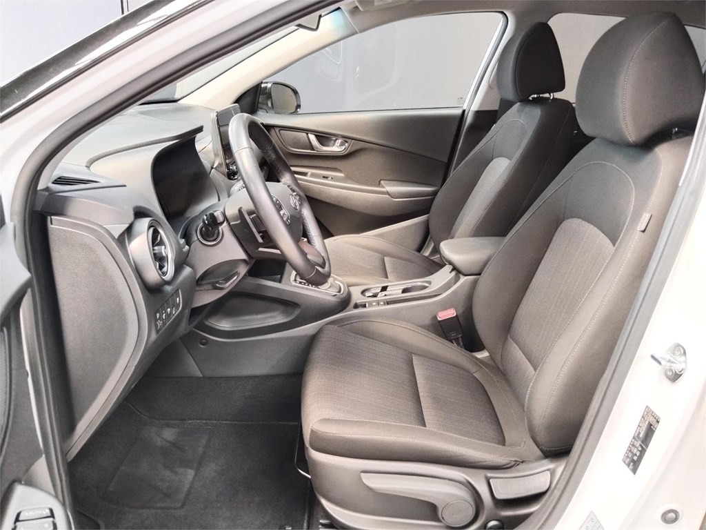 Foto 7 HYUNDAI Kona 1.6 GDI HEV Tecno 2C DCT