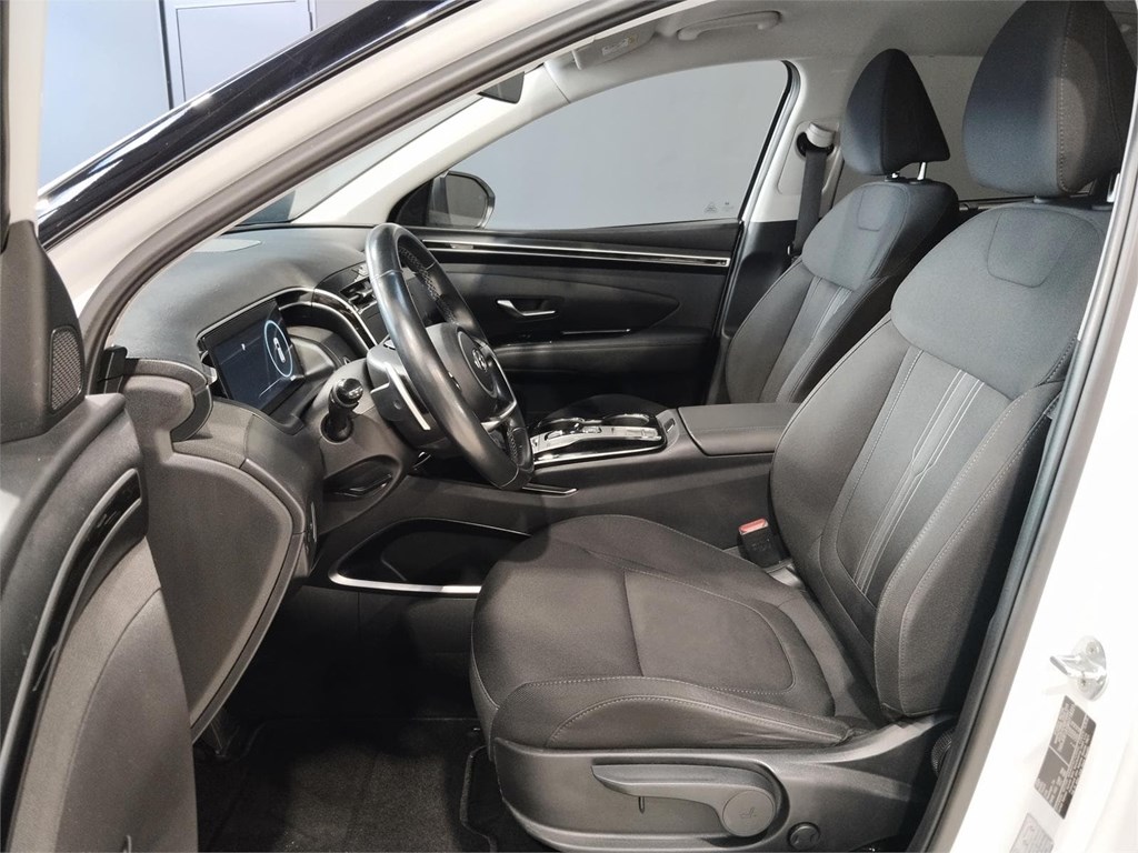 Foto 8 HYUNDAI TUCSON 1.6 CRDI 136CV 48V Tecno DCT 2C