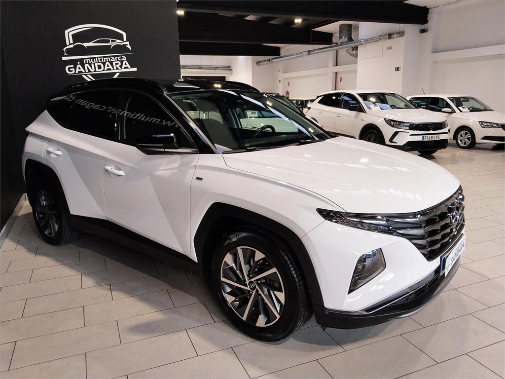 Foto 4 HYUNDAI TUCSON 1.6 TGDI 150CV 48V Tecno Sky DCT