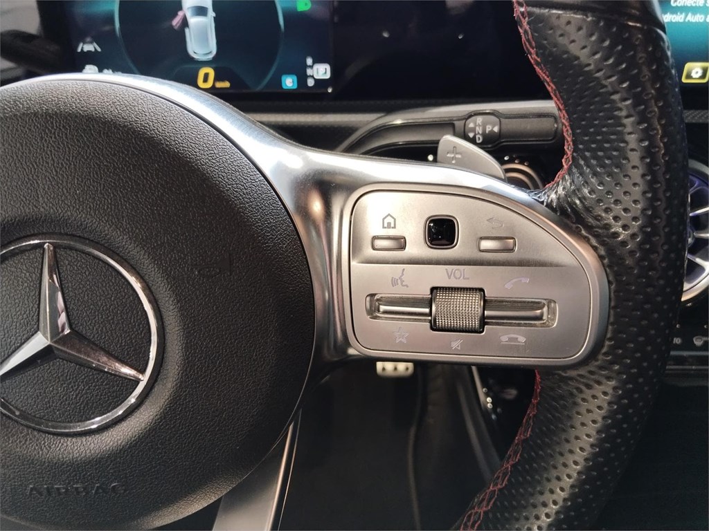 Foto 17 MERCEDES-BENZ Clase A A 200 d AMG Line