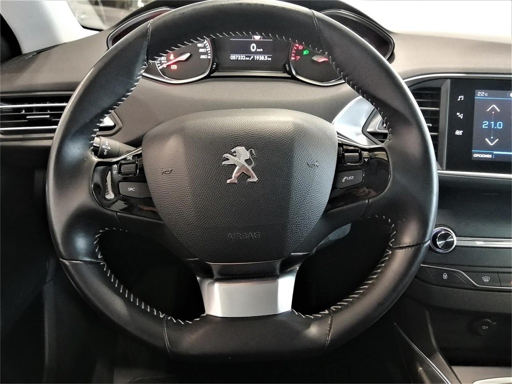 Foto 16 PEUGEOT 308 5p Allure 130cv 