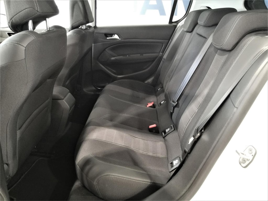 Foto 7 PEUGEOT 308 5p Allure 130cv 