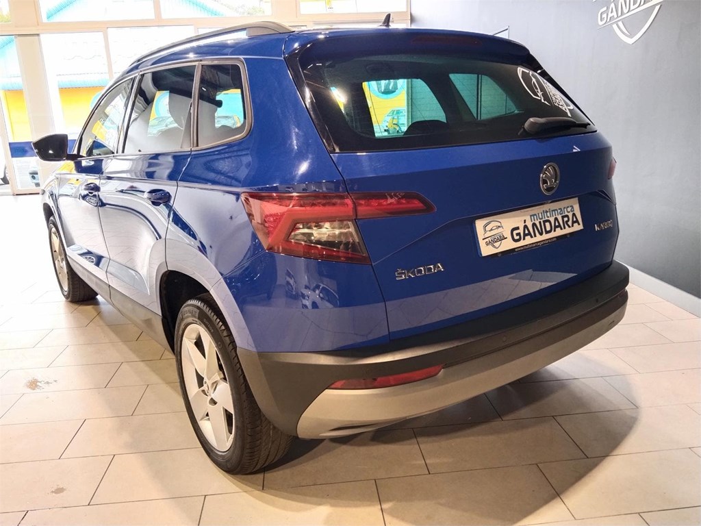 Foto 5 SKODA Karoq 1.6 TDI 115CV DSG Ambition