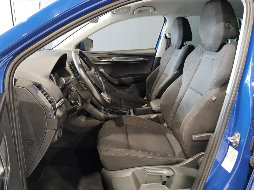Foto 6 SKODA Karoq 1.6 TDI 115CV DSG Ambition