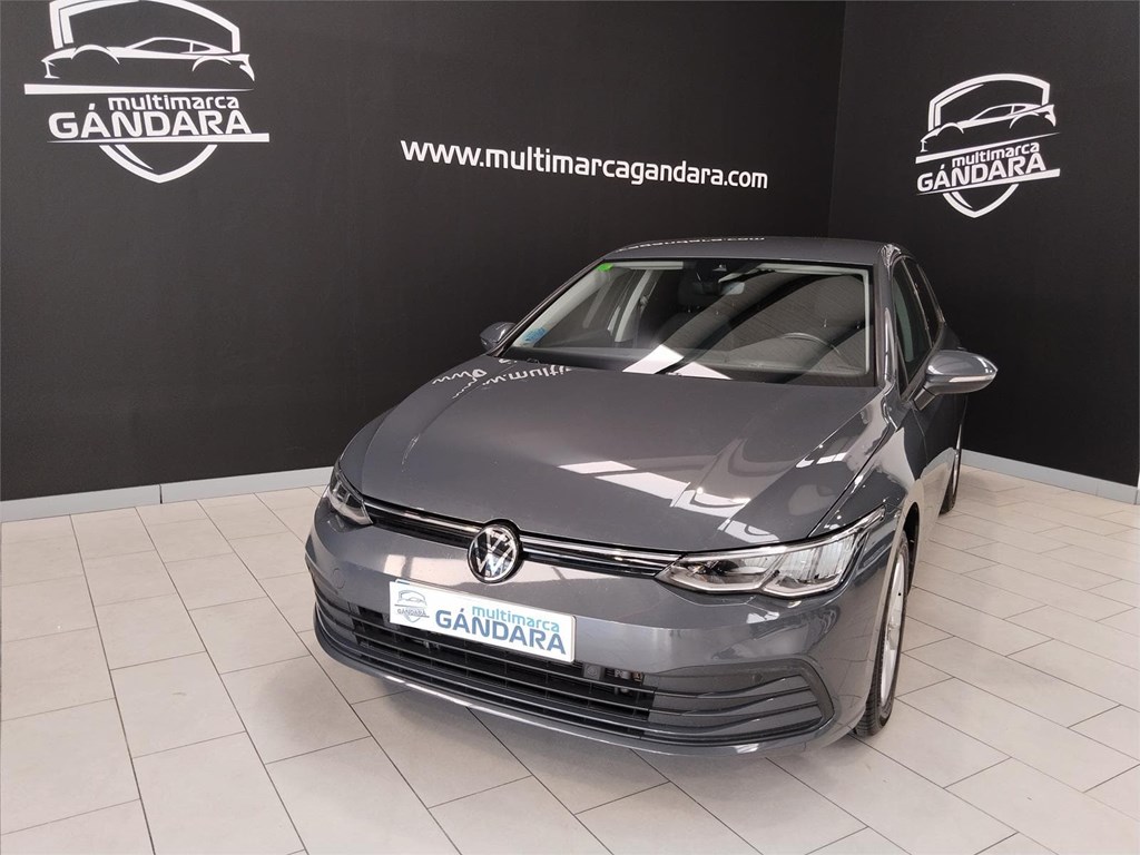Foto 1 VOLKSWAGEN Golf Life 1.0 eTSI DSG 110cv