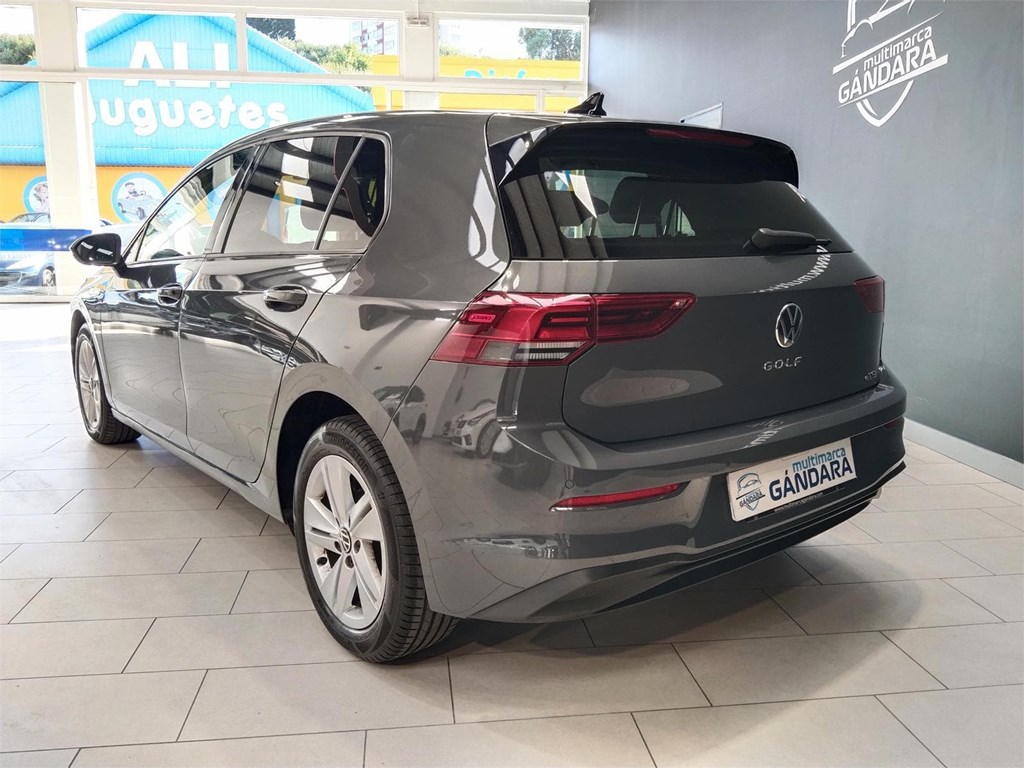Foto 5 VOLKSWAGEN Golf Life 1.0 eTSI DSG 110cv