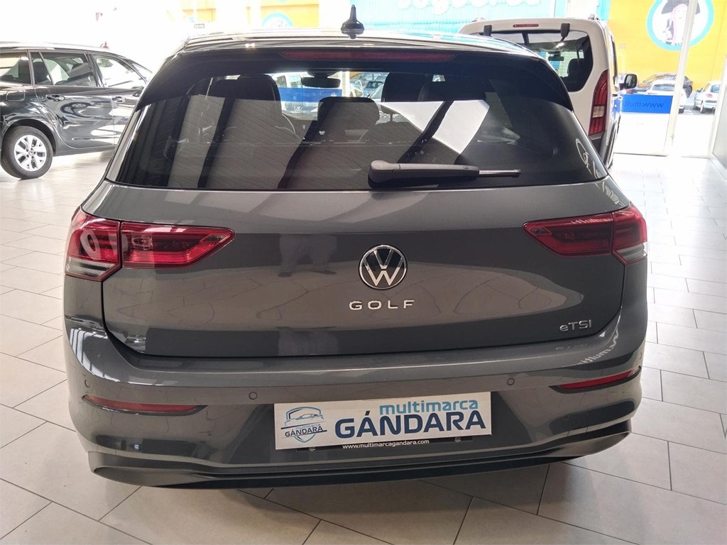 Foto 6 VOLKSWAGEN Golf Life 1.0 eTSI DSG 110cv