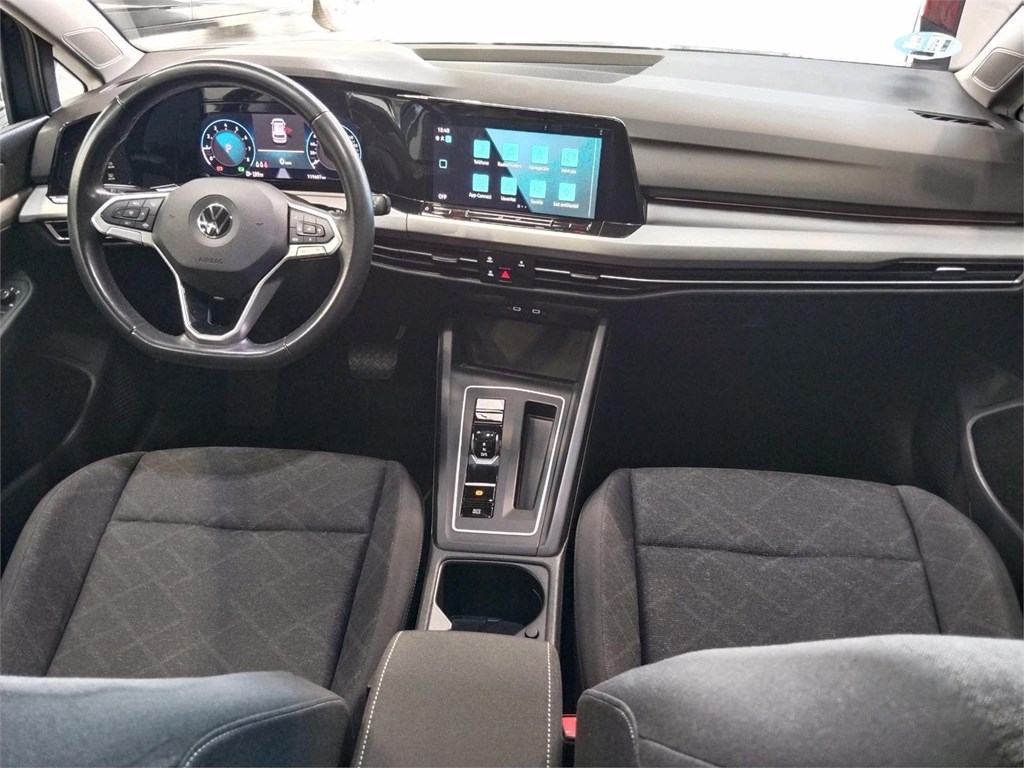 Foto 9 VOLKSWAGEN Golf Life 1.0 eTSI DSG 110cv