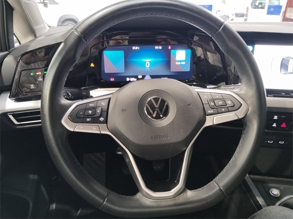 Foto 14 VOLKSWAGEN Golf Life 2.0 TDI 115cv