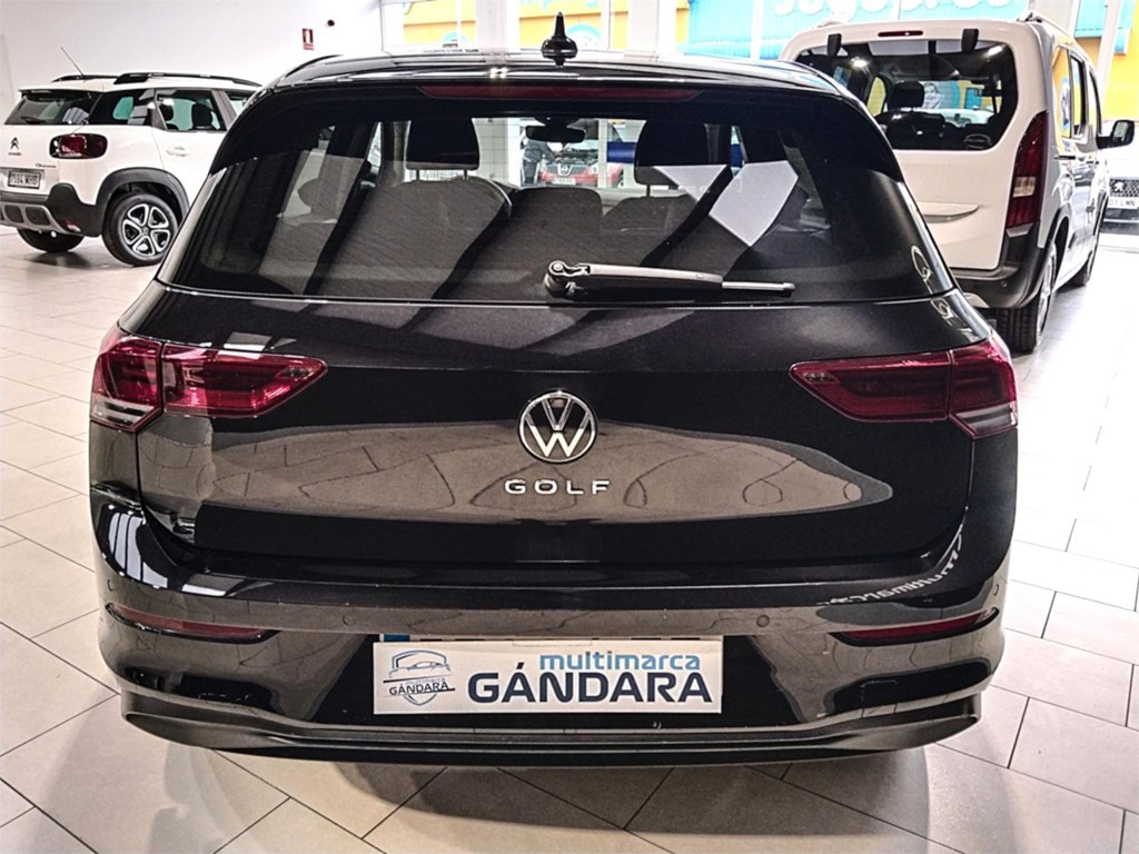 Foto 6 VOLKSWAGEN Golf Life 2.0 TDI 115cv